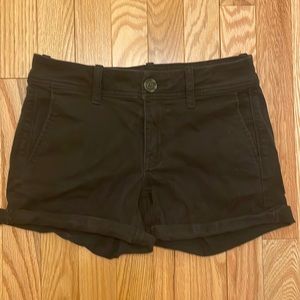 Women’s American Eagle black midi shorts, Women’s Size 0
